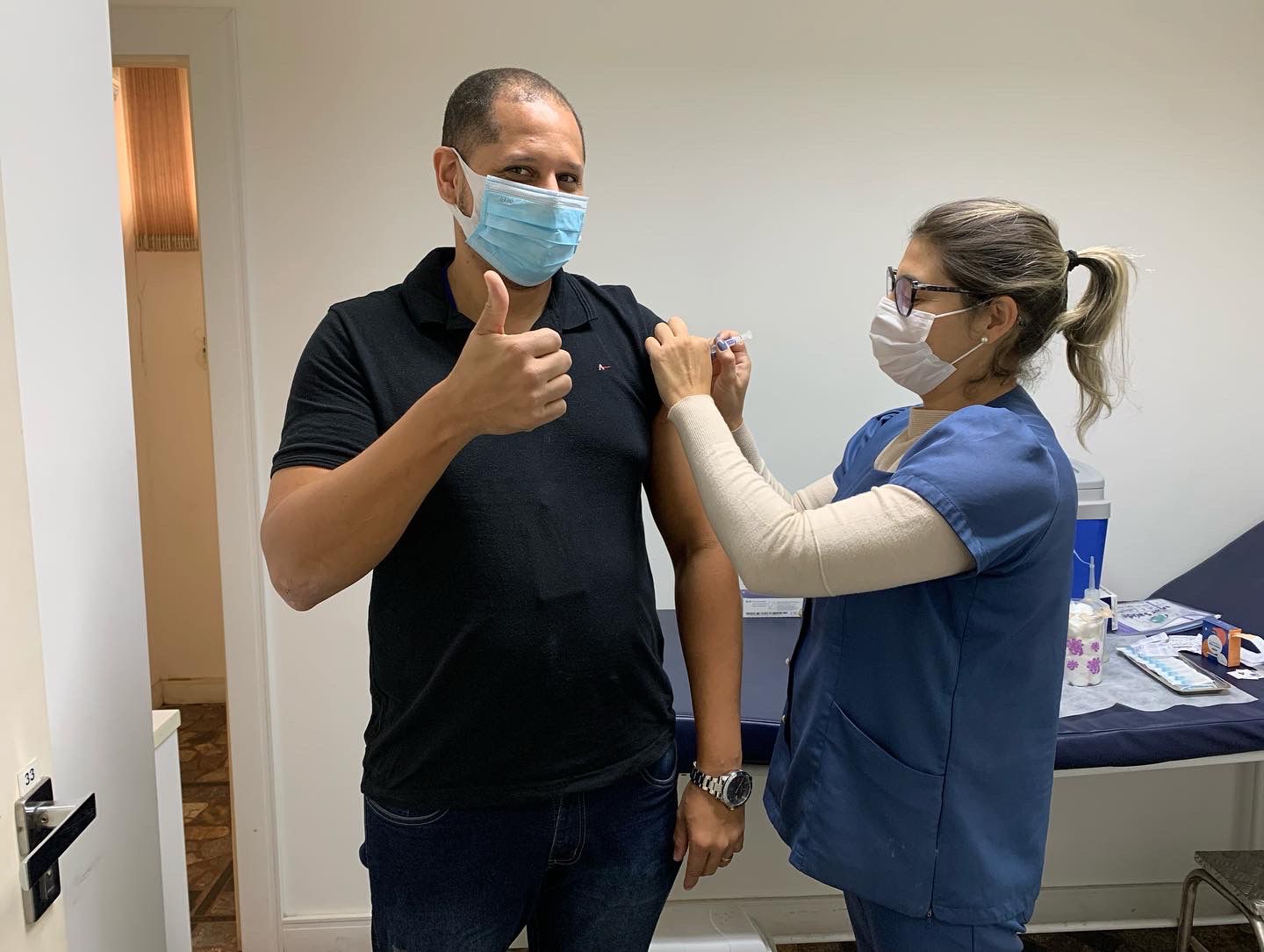 Vacinação contra a gripe segue para etapa final na sede, em Santos, e delegacia sindical, em Caraguatatuba