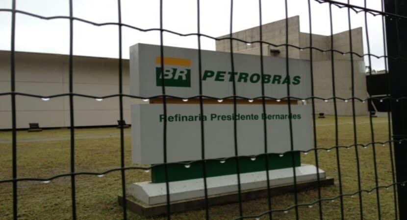 Refinaria Presidente Bernardes (RPBC) bate novo recorde de produo, com 1,82 milho de barris de diesel S-10