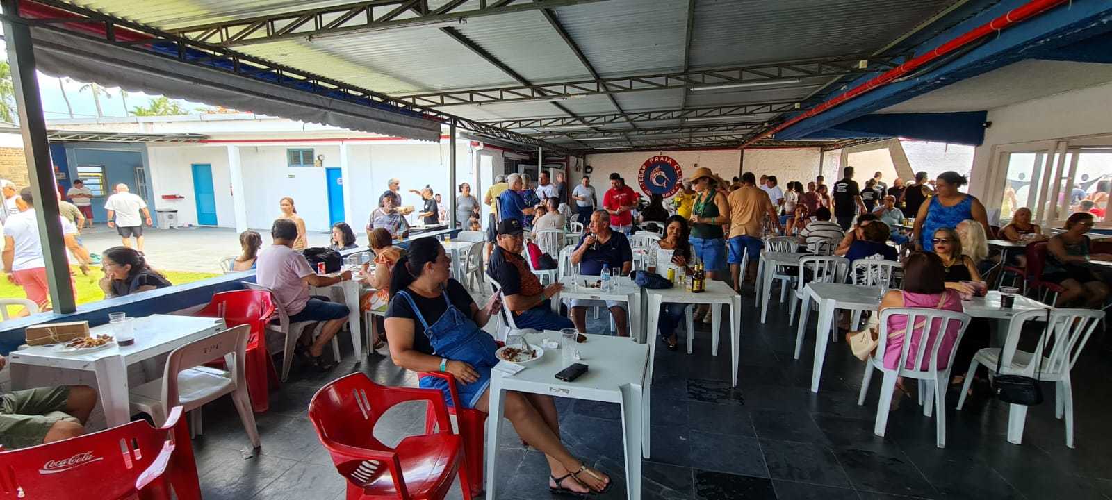 Festas de confraternizao agitam o final de semana dos scios e dependentes do Sindipetro-LP