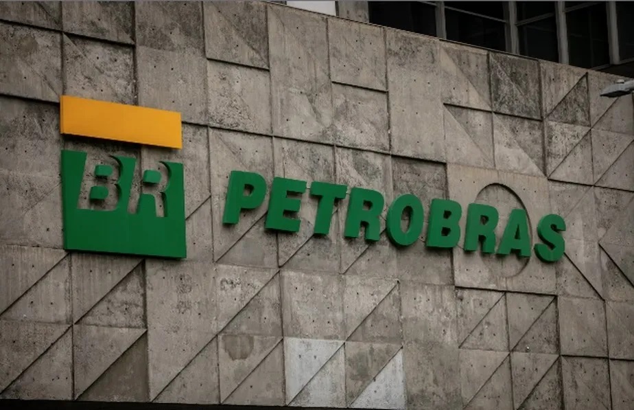 Ministério de Minas e Energia pede suspensão de venda de ativos da Petrobrás por 90 dias