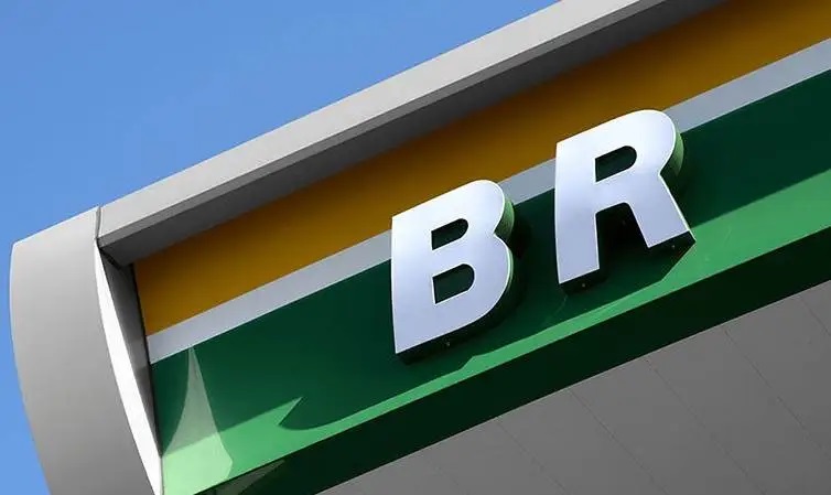 Gesto da Petrobrs quer reaver marca BR, que foi arrendada por dez anos pela Vibra Energia, na justia