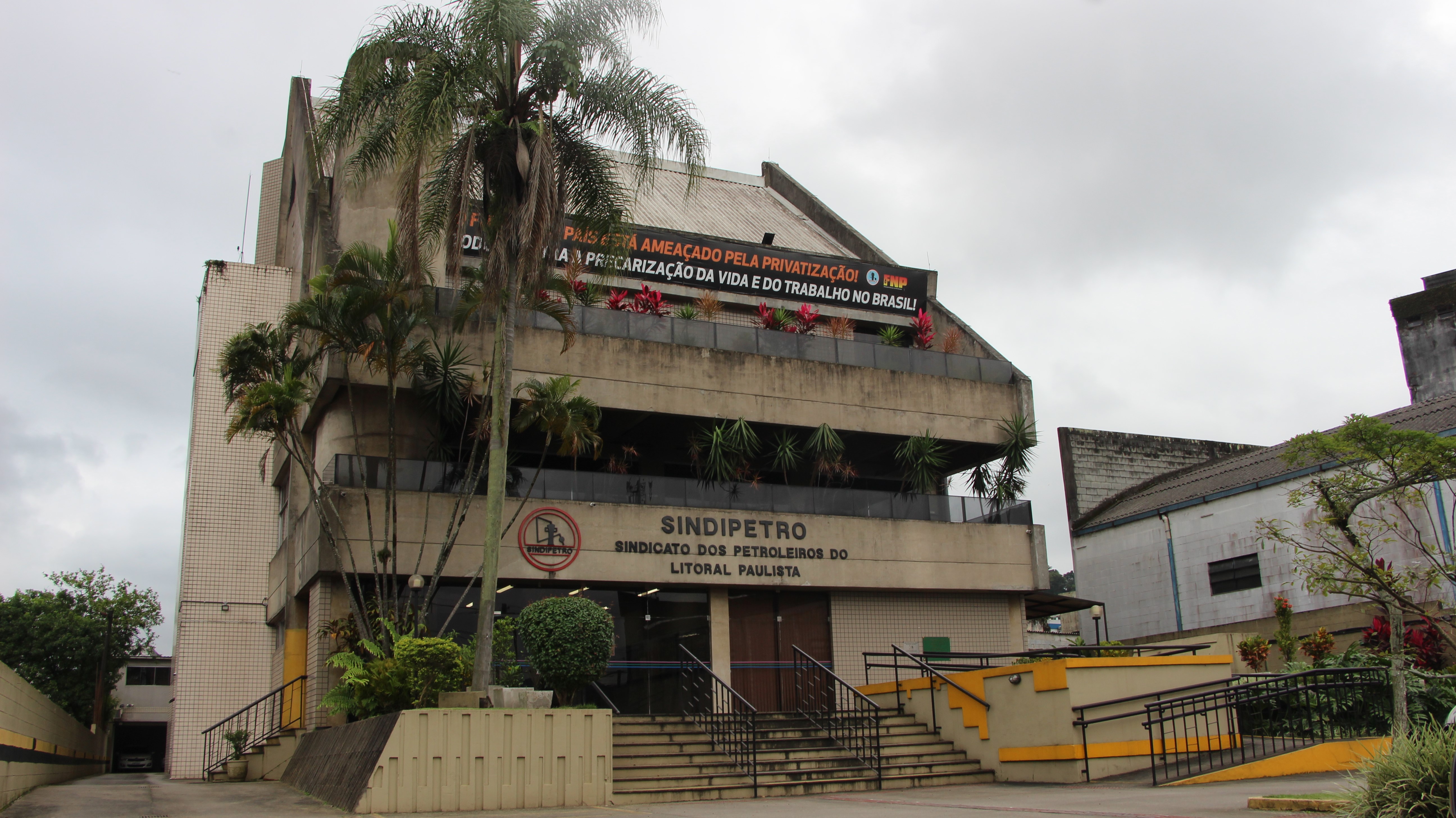 Ncleo Permanente de Formao do Sindipetro-LP promove cursos na sede do sindicato em Santos