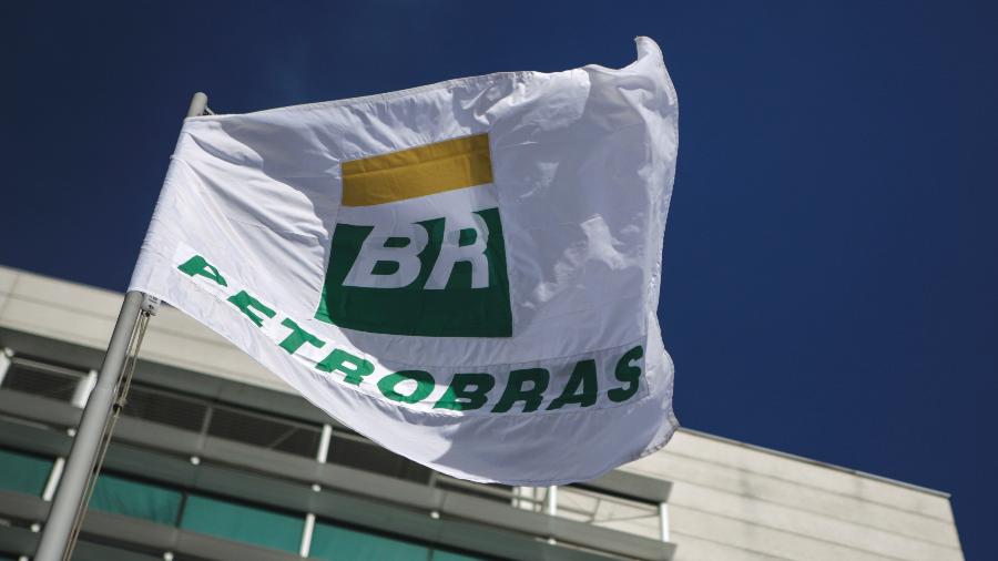 Lula critica venda de ativos da Petrobrs e diz que est sendo recuperada aps desmonte