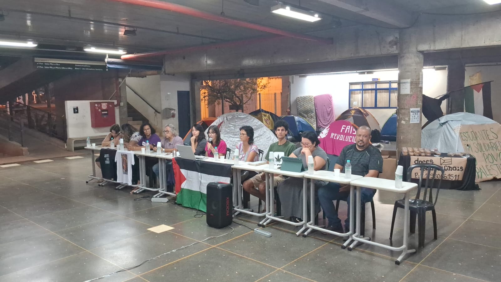 Sindipetro-LP participa do lanamento do manifesto contra a precarizao do trabalho na Unicamp