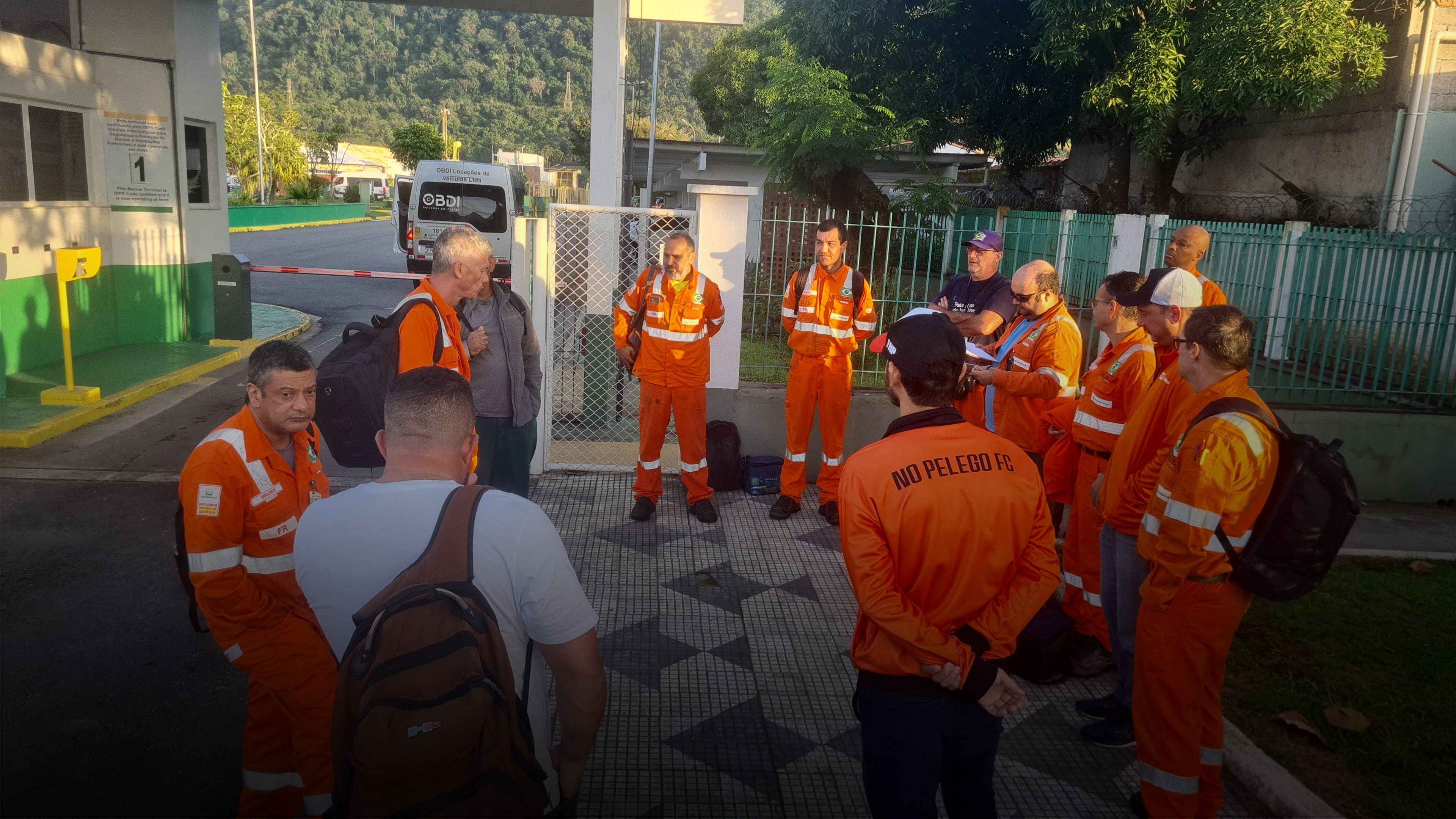 Categoria do Litoral Paulista define futuro da PLR 2024, plano de cargos, do teletrabalho e sua mobilizao