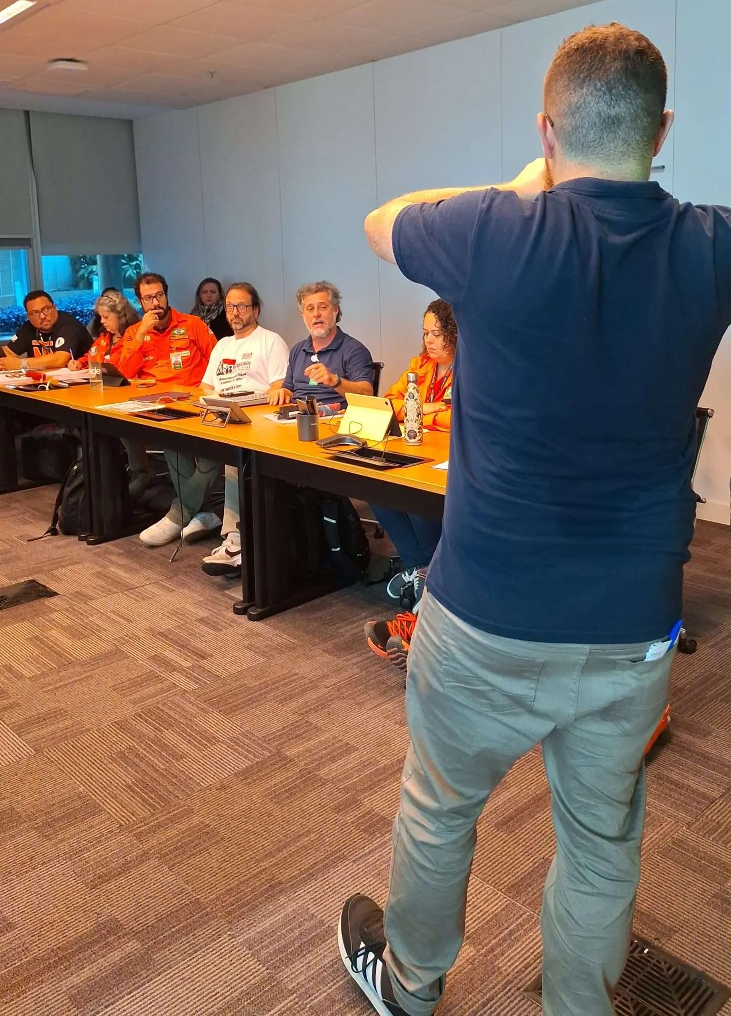 Petrobras abandona negociao do Plano de Cargos aps censurar gravaes de vdeos da FNP