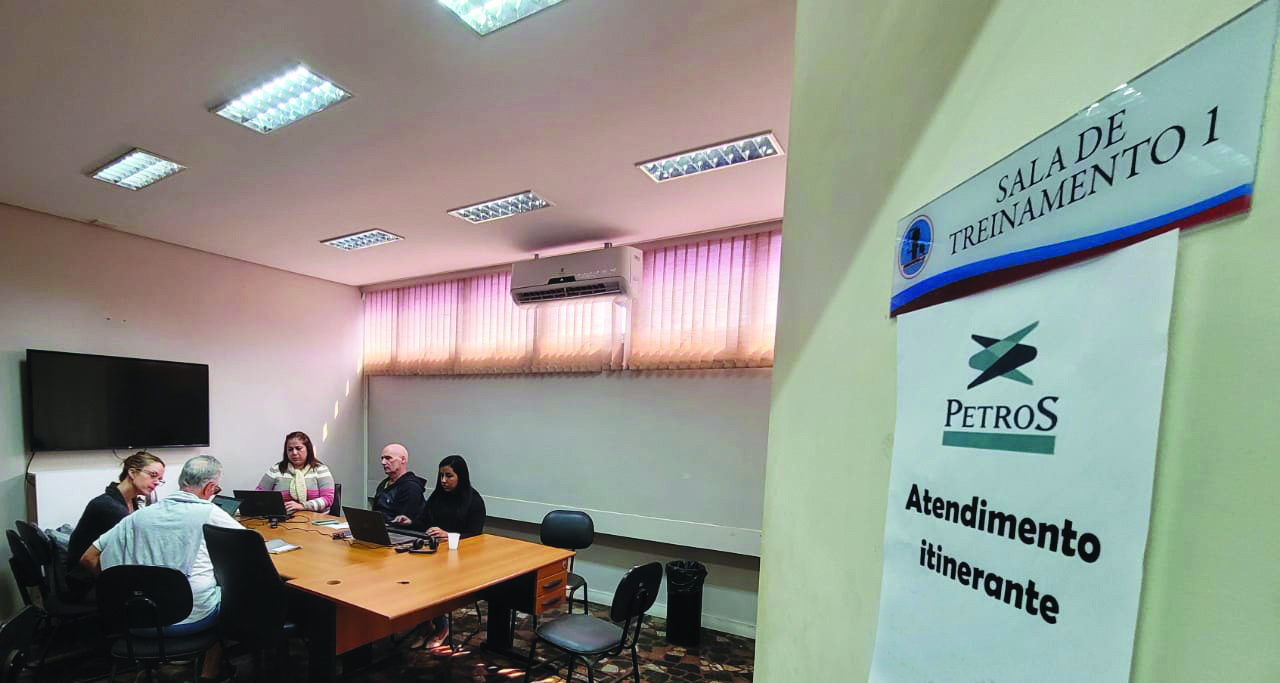 Petros realiza atendimentos presenciais na sede do Sindipetro-LP, em Santos, e subsede, em So Sebastio