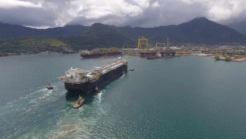 P-69: atrasos de voos e cortes de embarques expem insegurana e descaso da Petrobrs