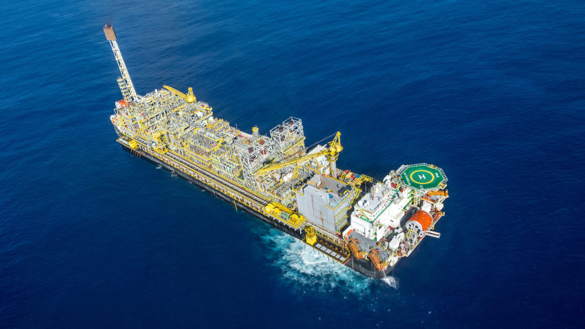 No 14º dia de greve, Petrobrás perde produção e paga o preço de não negociar com a categoria petroleira