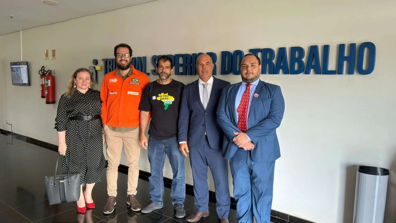 PLR 2019: Dirigentes e advogados da Federação Nacional dos Petroleiros (FNP) participam de audiência em Brasília