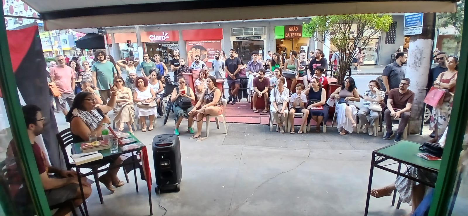 Coletivo Palestina Livre da Baixada Santista realizou o 1� Sarau Palestina Livre e lan�amento do livro