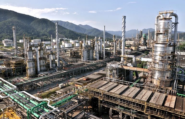 Sequência de ocorrências reforça alerta do Sindipetro-LP sobre a segurança na UFCC, em Cubatão
