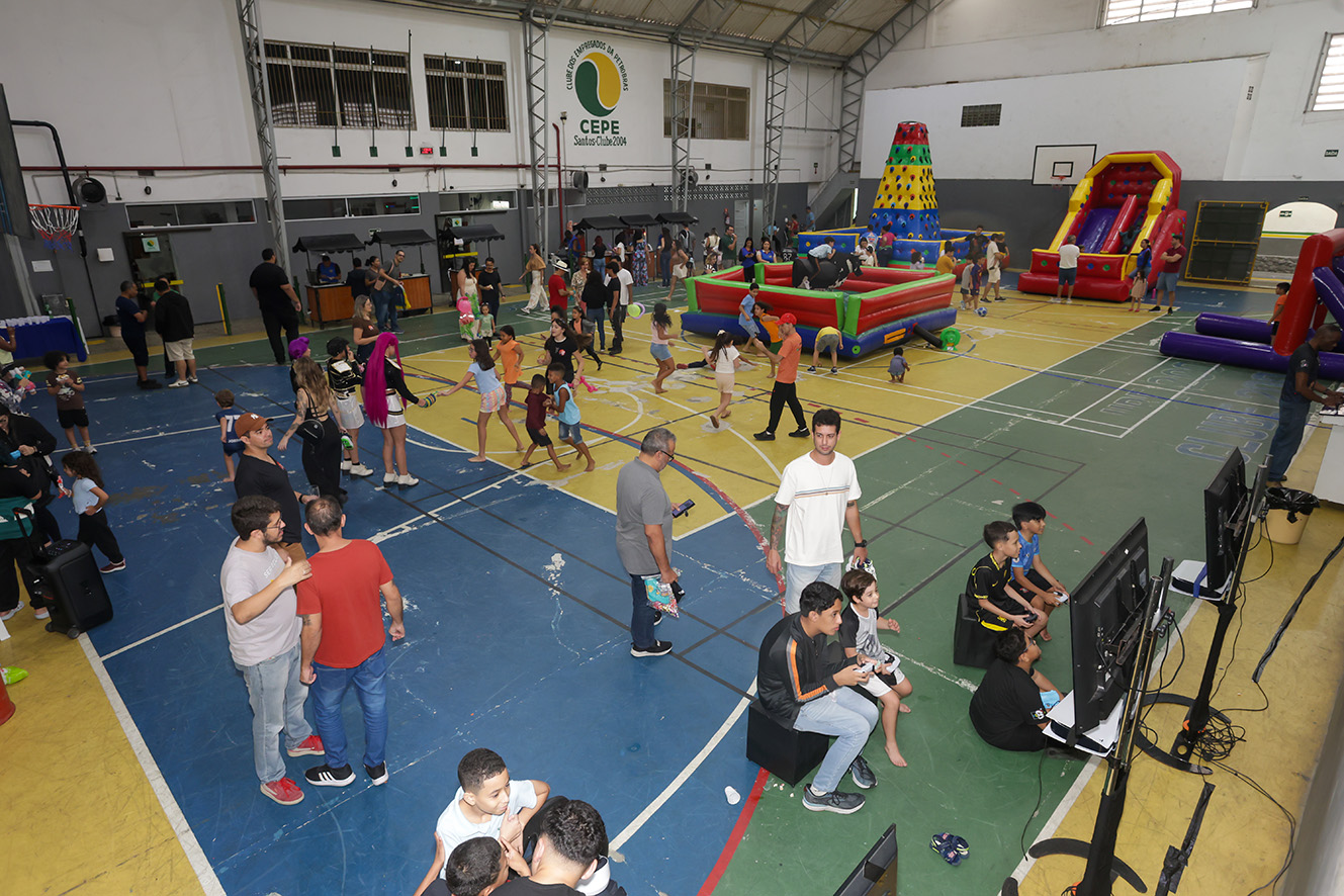 Dia das Crian�as no Clube 2004 traz brinquedos, atra��es e lazer especial em parceria com o Sindipetro-LP