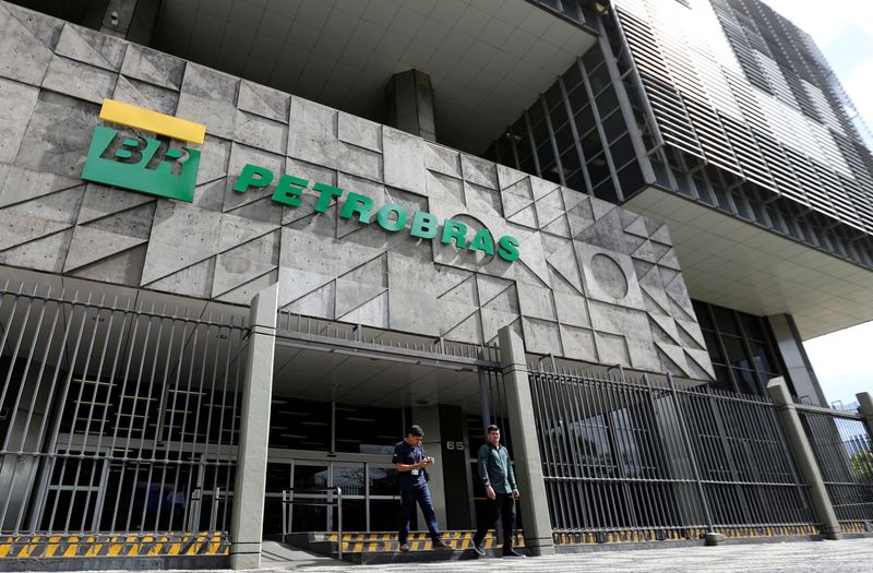 Petrobrs separa a "bolada" de  R$ 13,1 milhes para  o pagamento de bnus a seus diretores em 2022