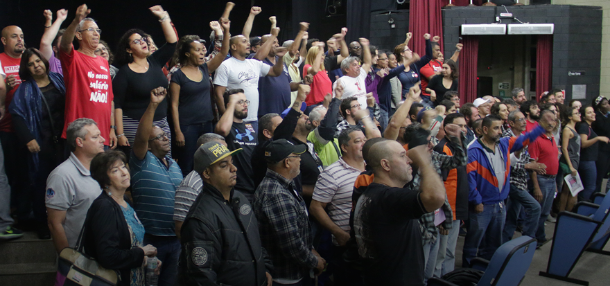 Nesta sexta, Baixada Santista ter bloqueios de vias, ato unitrio e operrios em greve