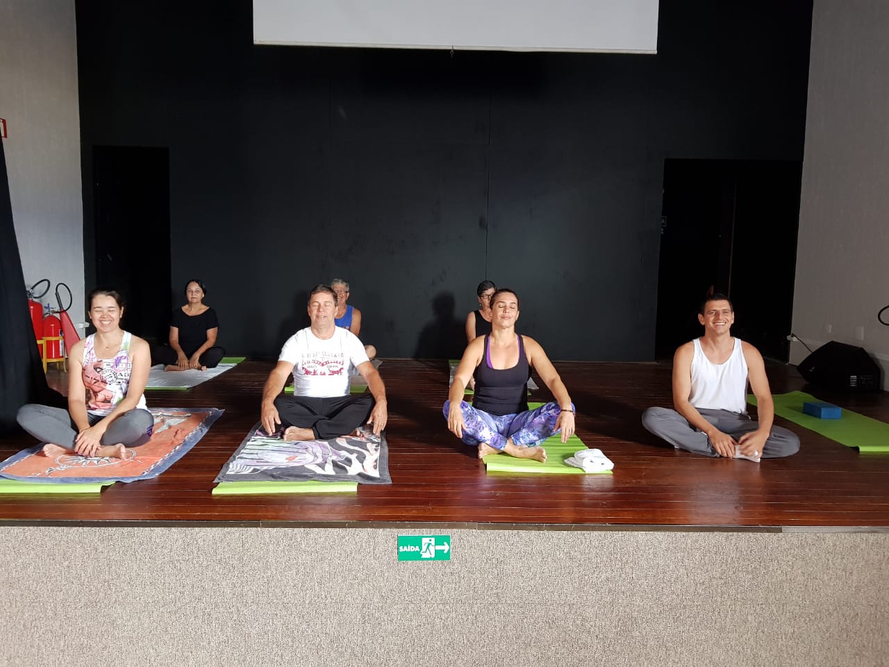 Primeira turma inaugura aula de pilates e ioga, na subsede, em São Sebastião
