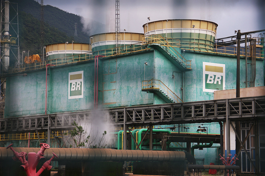Greve petroleira afeta RPBC e produção de duas unidades é suspensa