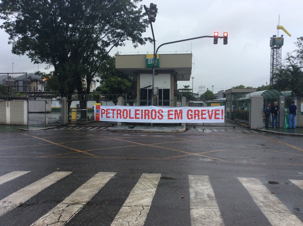 Petroleiros do Litoral Paulista intensificam mobilizaes e votam greve nesta segunda (28)