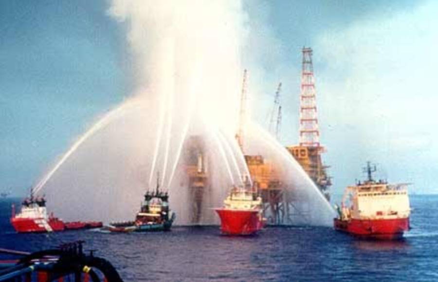 H 37 anos, acidente na Petrobrs tirou a vida de 37 petroleiros da plataforma de Enchova, na Bacia de Campos