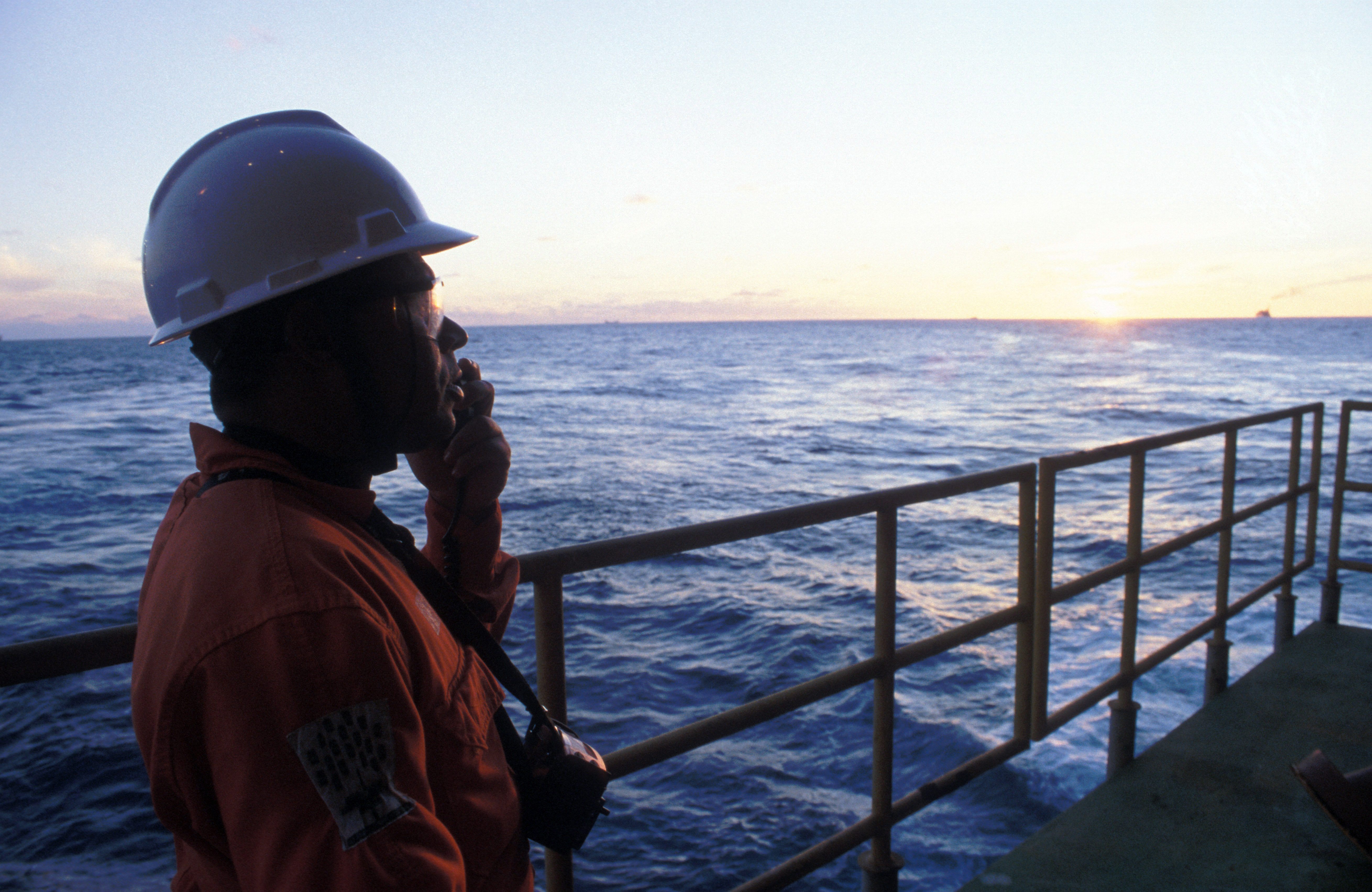 Petrobrás desmobiliza EOR Covid 19  deixando um rastro de calote em 1 mil trabalhadores petroleiros 