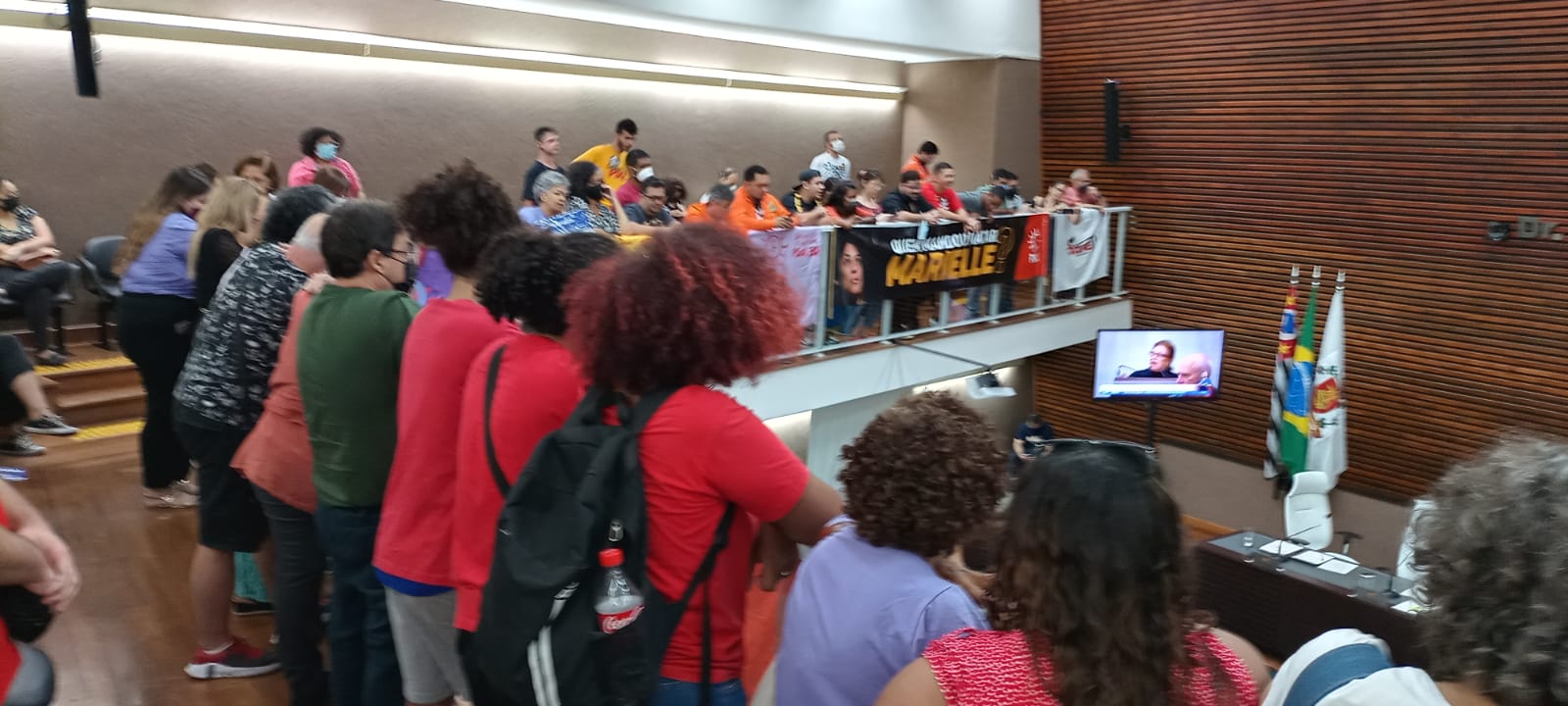 Na Cmara dos Vereadores de Santos, petroleiros do Litoral Paulista apoiam projeto de lei  Dia Marielle Franco 