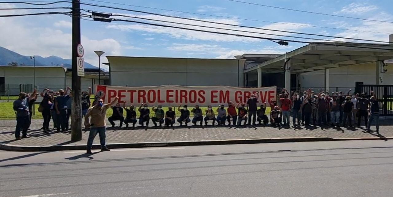Gesto da Petrobrs no avana em nova rodada de negociao e greve na UTE-EZR e RPBC continua