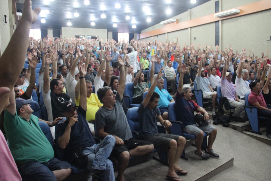 Sindipetro-LP envia ofcio convocando os 17 Sindicatos para reunio em Santos