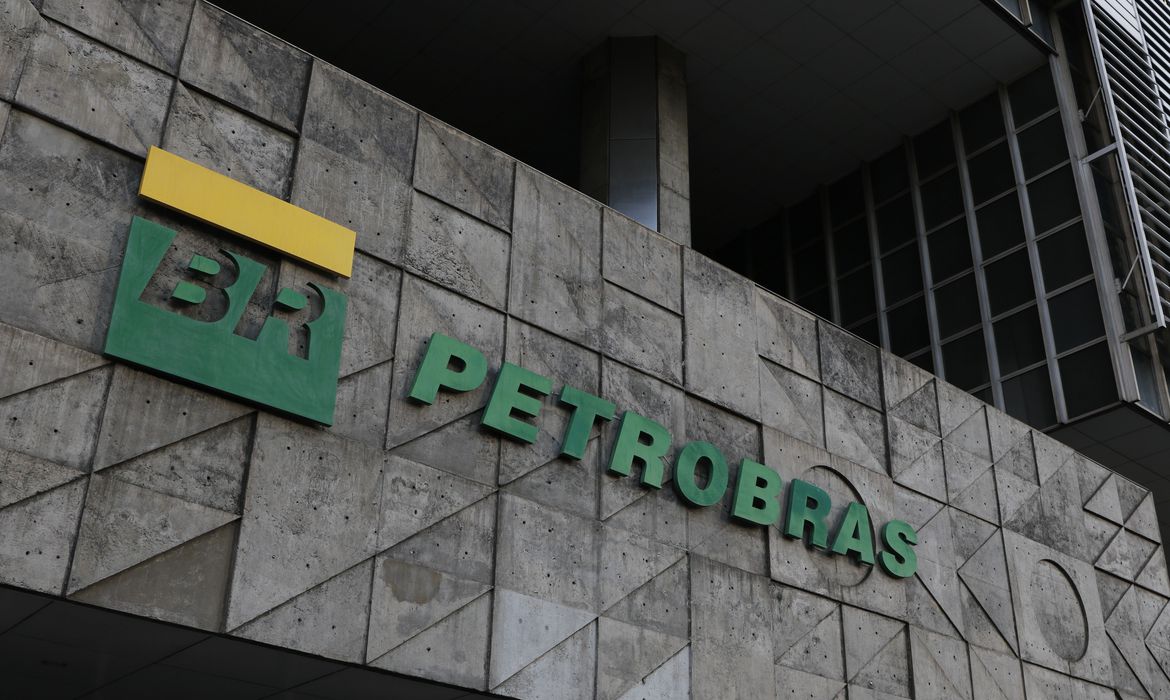 Sindipetro-RJ entra na justia contra nomeao do novo presidente da Petrobrs, Caio Paes de Andrade