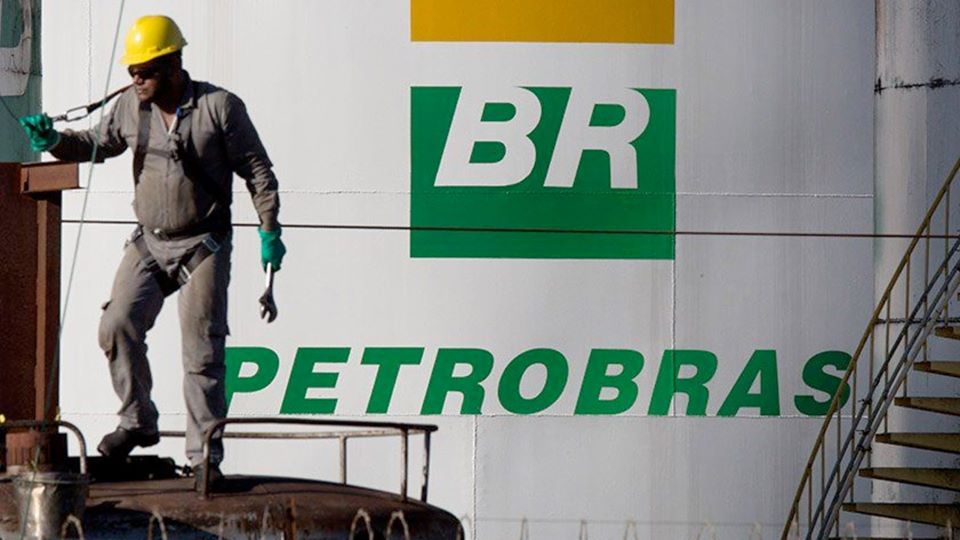 Petrobrs quer demitir grevistas em plena pandemia