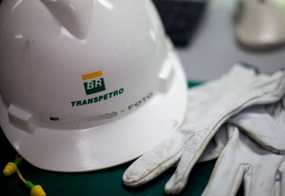 Transpetro envia comunicado aos trabalhadores concursados exigindo a no acumulao ilegal de cargos