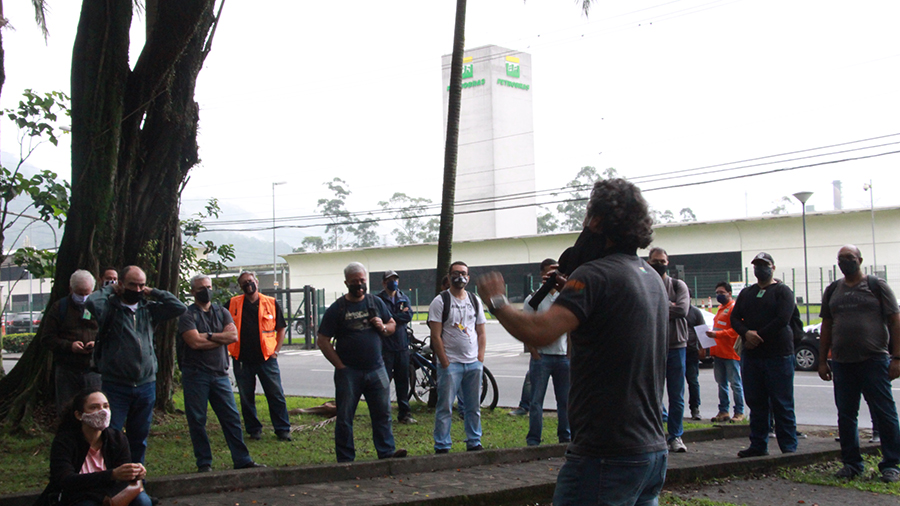 Encerrando assembleias na RPBC/UTE Euzbio Rocha, Grupo 1 rejeita proposta da Petrobrs