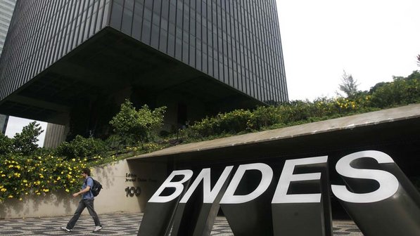 �Bolsa Empres�rio� deixa d�vida de R$ 214 bilh�es nos cofres p�blicos
