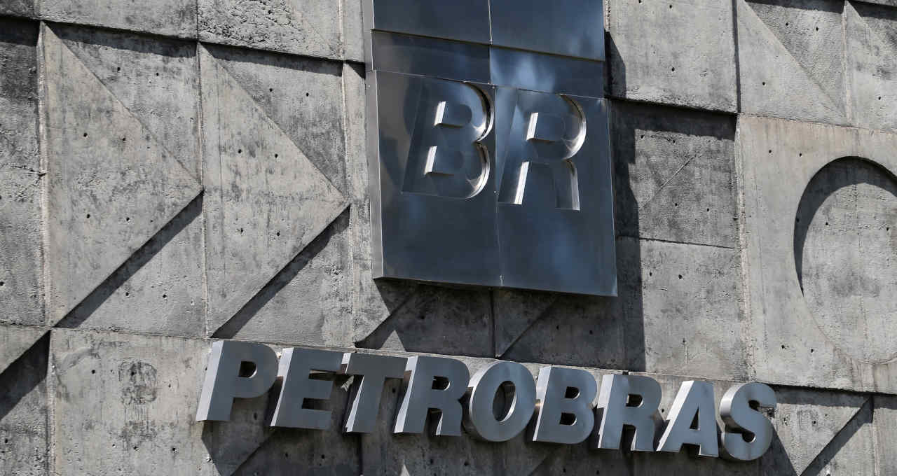 Petrobrs aprova pagamento adicional de R$ 31,8 bi aos acionistas referente  relativa ao exerccio de 2021