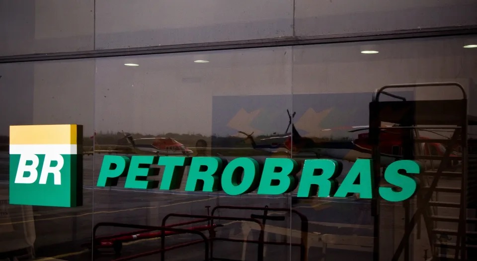 Proposta para privatizar Petrobrás parece 'doação' a sócios privados, diz órgão jurídico da Economia