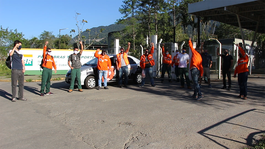 Semana de mobilizaes encerra com atraso em Piles e UTGCA e ato na Praa Mau, em Santos