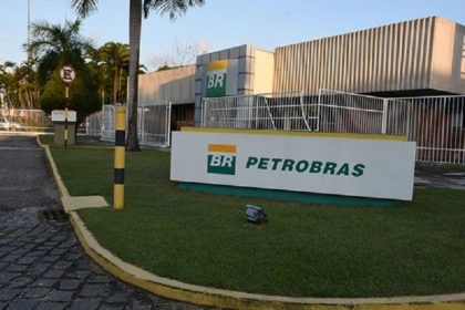 Governo Bolsonaro abre a porteira para desmontar Petrobrs em Alagoas