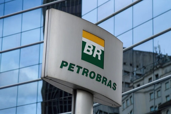 Gestão da Petrobrás marca reunião com a FNP e seus sindicatos para a próxima segunda-feira (5/9)