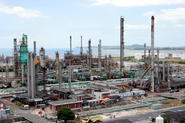 STF libera Petrobrs a vender refinarias sem autorizao do Congresso
