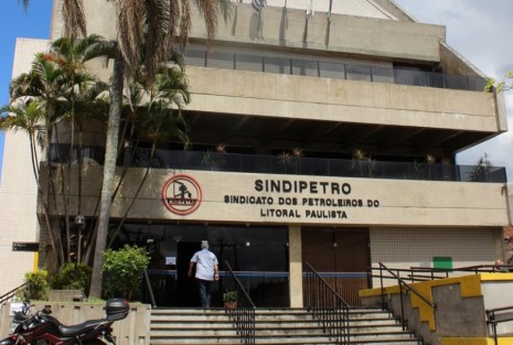 Diretoria, avisa que excepcionalmente, nesta sexta (03) a sede, em Santos irá encerrar as atividades às 16h 